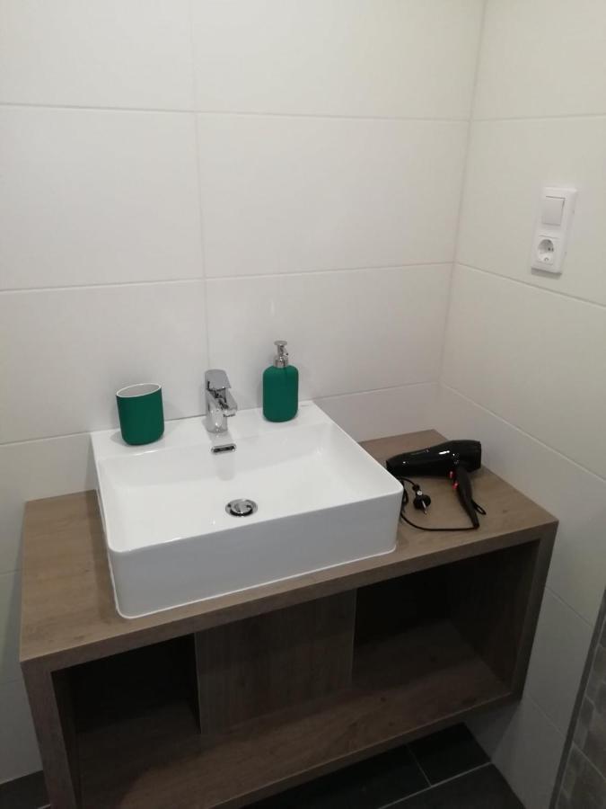 Luxury New Cozy Flat At Dob Street Nearby Gozsdu Court Апартаменты